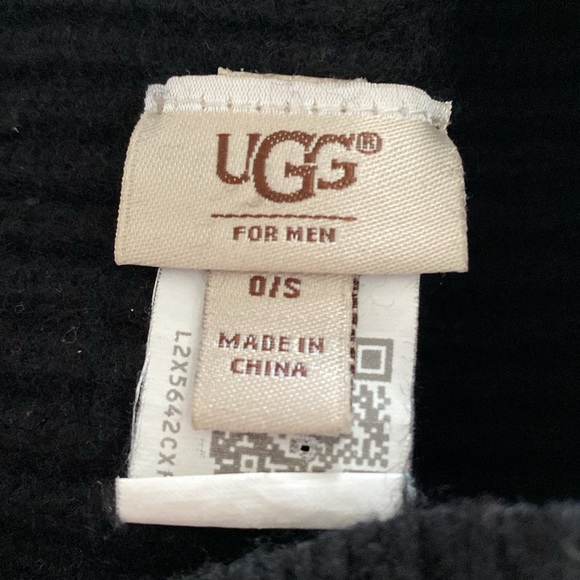 UGG FOR MEN ribbed wool hat beanie toque black logo label one size - Picture 3 of 6